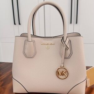 Micheal Kors | Mercer Gallery Satchel | Cream